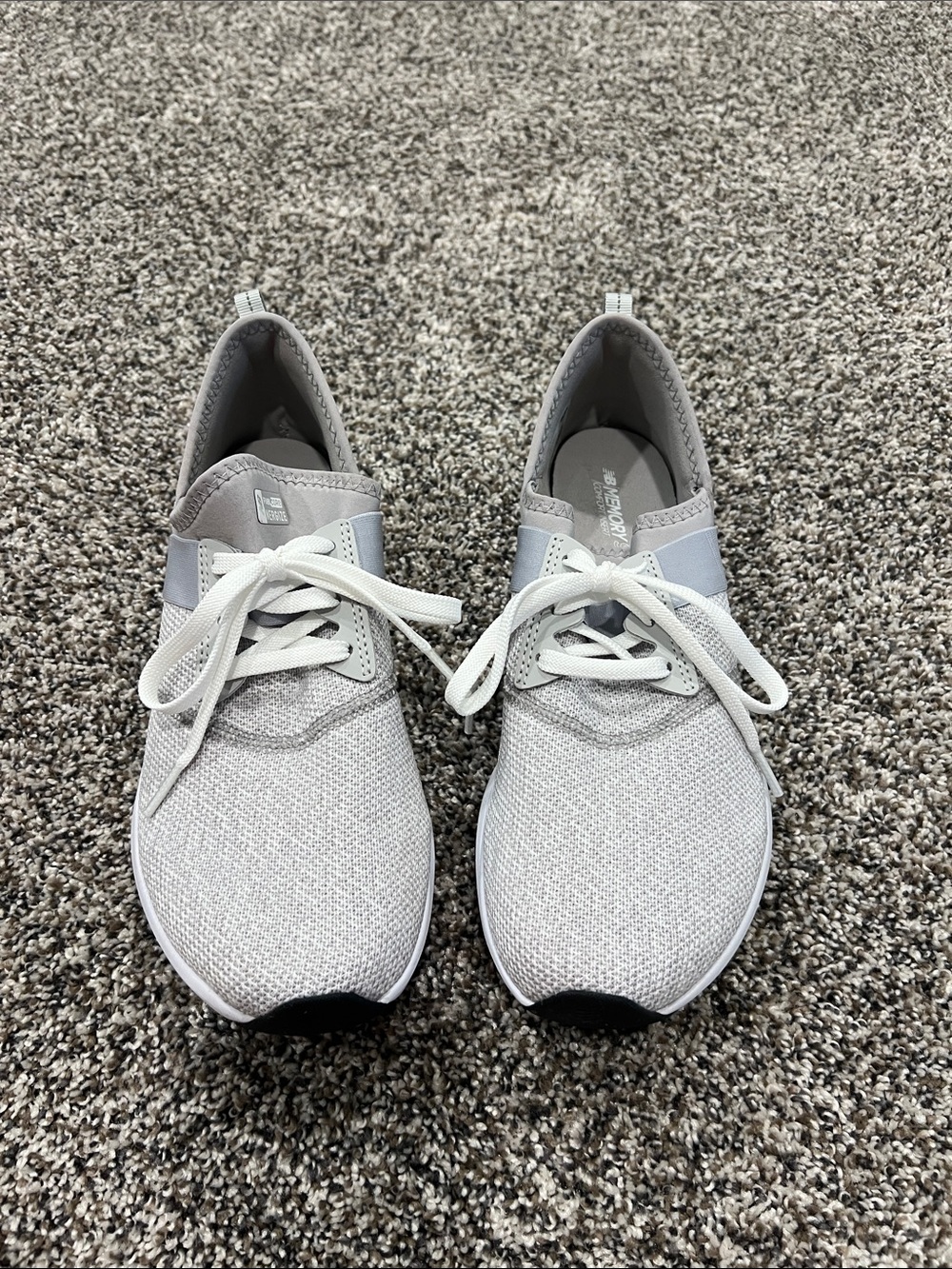 New Balance Women's Light Gray Knit Lace-Up Athletic Sneakers - Picture 2 of 5